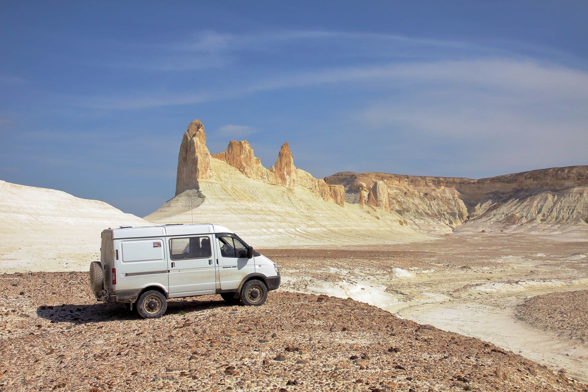Auto trip, Kazakhstan: Ustyurt and Akkergeshen Plateau (photo by Alexander Mednikov)